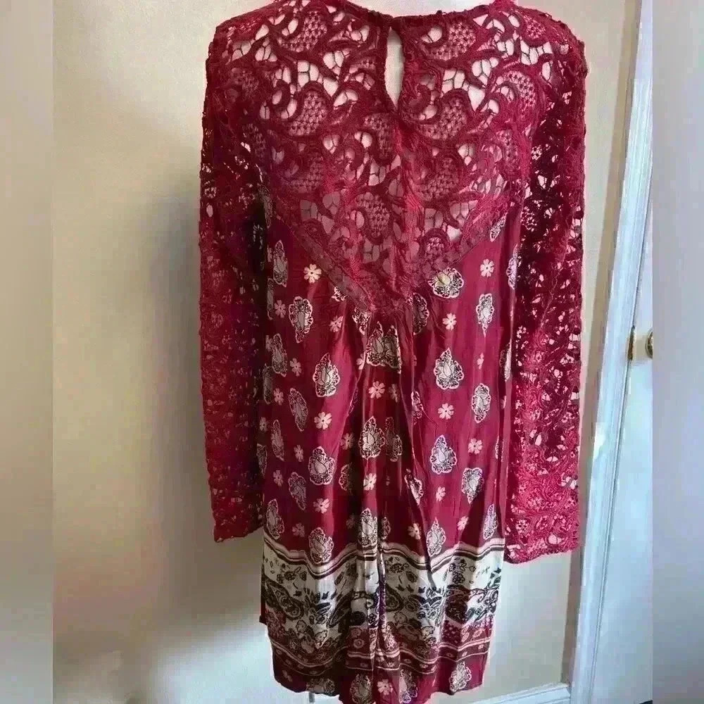 Nwt blu PEPPER - Dark Pink Lace, Floral Shirt‎ Dress, Medium. - Picture 4 of 9